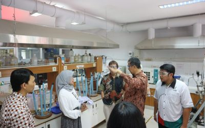 Studi Banding Politeknik Bandung ke Jurusan Teknik Kimia UNPAR